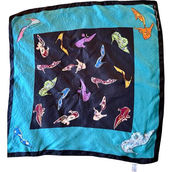 Metroploitan Museum of Art Accessories - Vintage 1990’s Metropolitan Museum of Art Silk Scarf Shoes Seahorses Teal 21x21